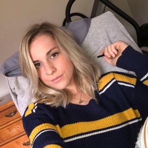 Meet your Posher, Brooke